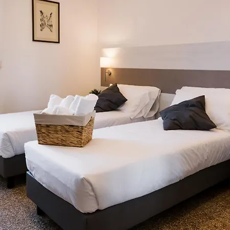 Lami & Guest house 4*