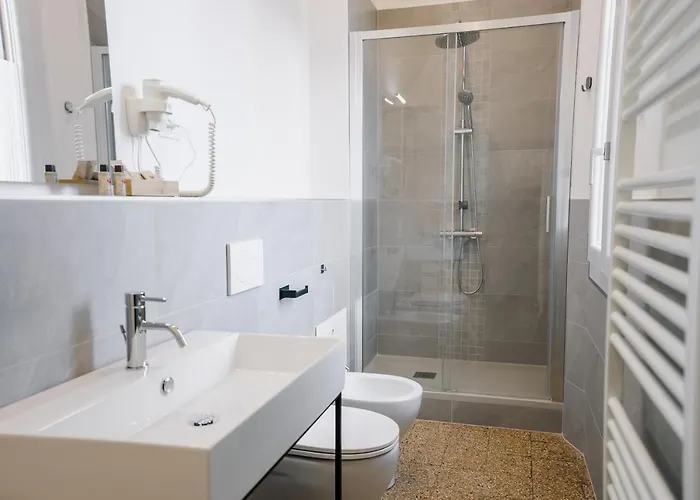 Lami & Гостевой дом Кастель Сан Петро Терме